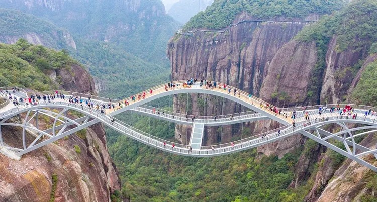 Keindahan Jembatan Ruyi di China yang Mencengangkan