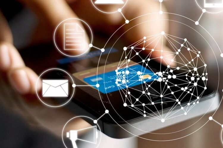 Evolusi Aplikasi Ponsel Cerdas dan Konsep Internet dalam Era Digital